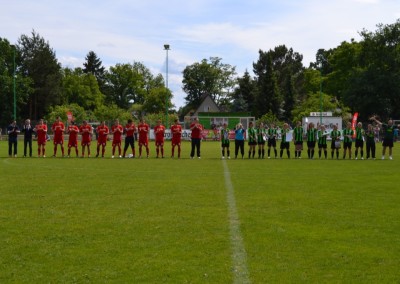 Absatz gegen Abseits –Fußball Frauen gegen Männer