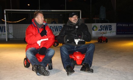 Erster Bobby-Car-Fußball-Cup auf dem Eis in Brandenburg an der Havel
