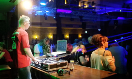 P 30 Kultparty im Volkshaus Strausberg Nord