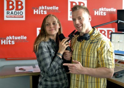 Judith Holofernes von WIR SIND HELDEN bei Jens im Studio