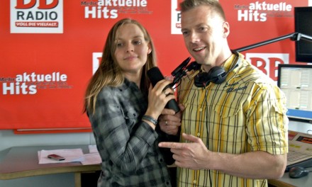 Judith Holofernes von WIR SIND HELDEN bei Jens im Studio