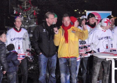 Erstes Adventssingen der Eisbären Juniors im Berliner Wellblechpalast